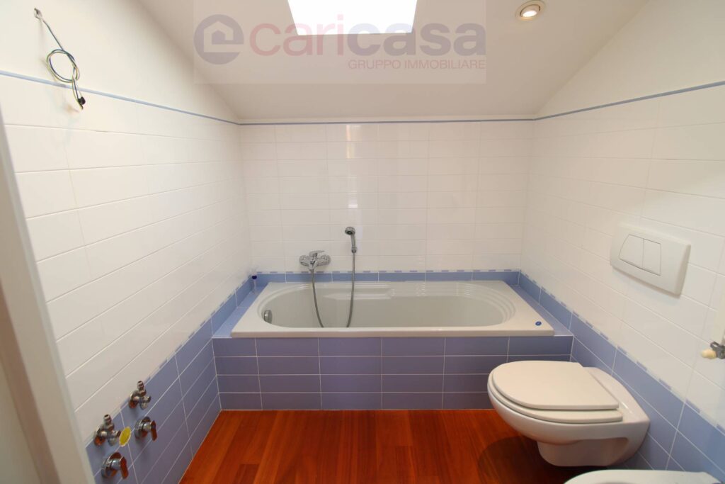 Fotografia immobile 13 - CSR1-1745
