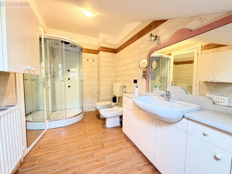 Fotografia immobile 21 - CSR1-1905