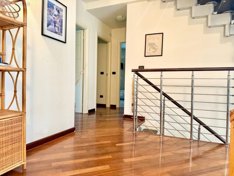 Fotografia immobile 46 - CSR1-1915